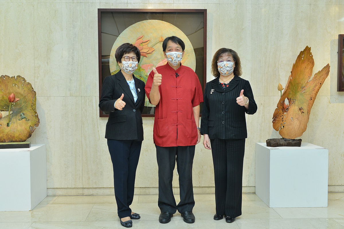 第一藝術空間邀您欣賞「將勤補拙」黃媽慶木雕個展，共一張圖